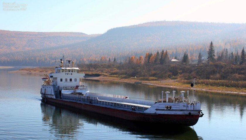 Полесье теплоход Усть Кут