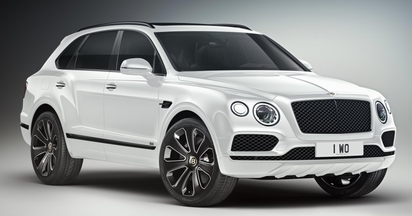 Бентли Бентайга 2021 белая