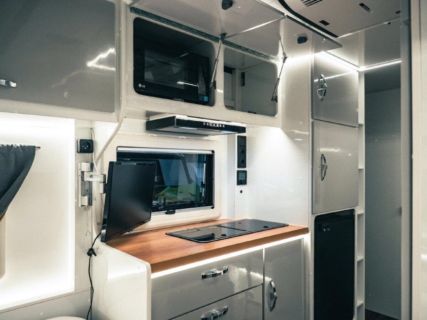 Прицеп дача Airstream