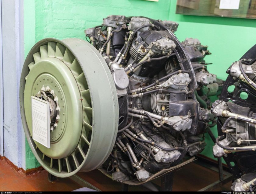 Двигатель авиационный