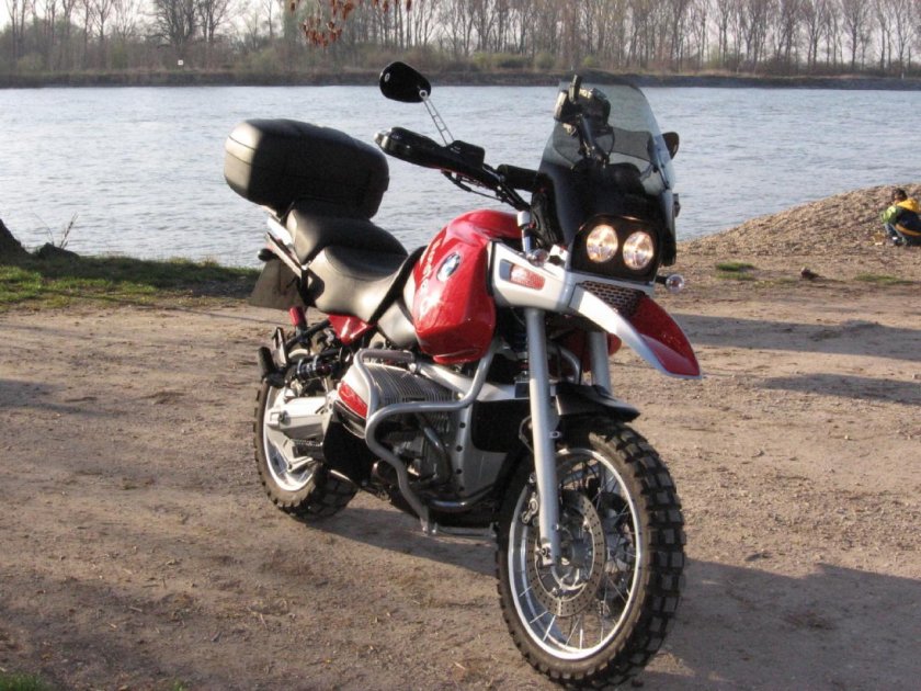 BMW r1100gs