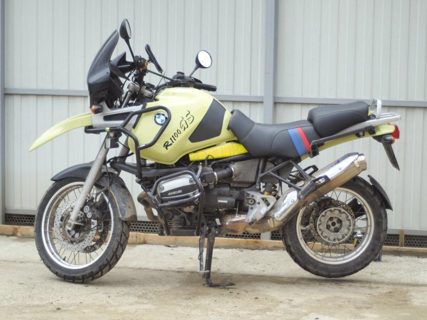 BMW r1100gs