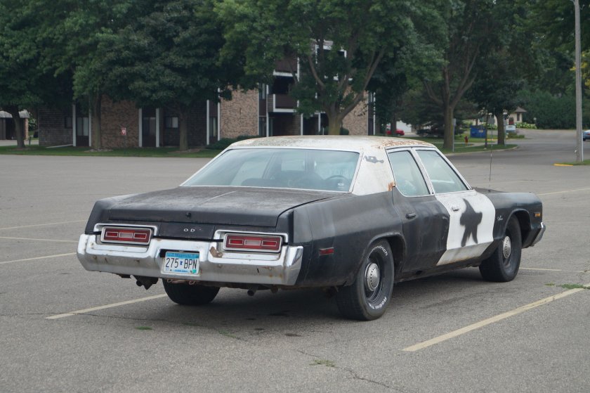 Додж монако 1974