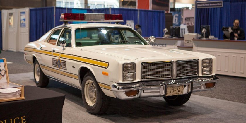 Додж Монако 1977