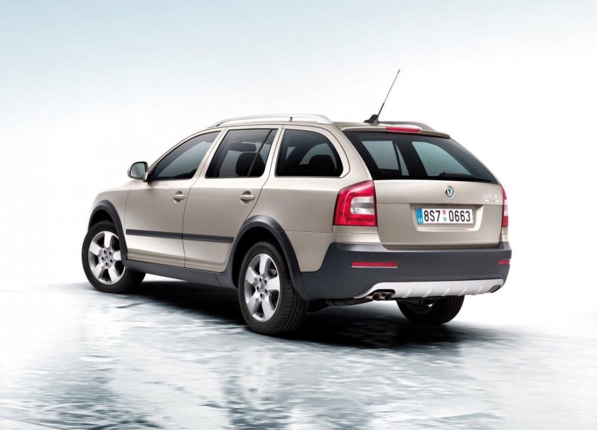 Шкода Октавия Скаут 2