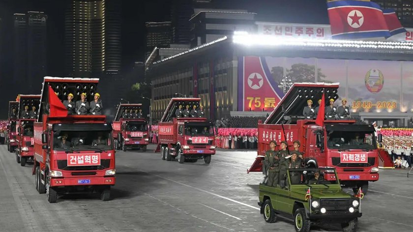 Парад КНДР 2023