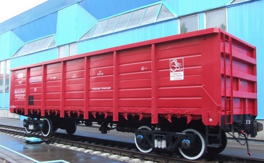 Грузовой вагон РЖД полувагон
