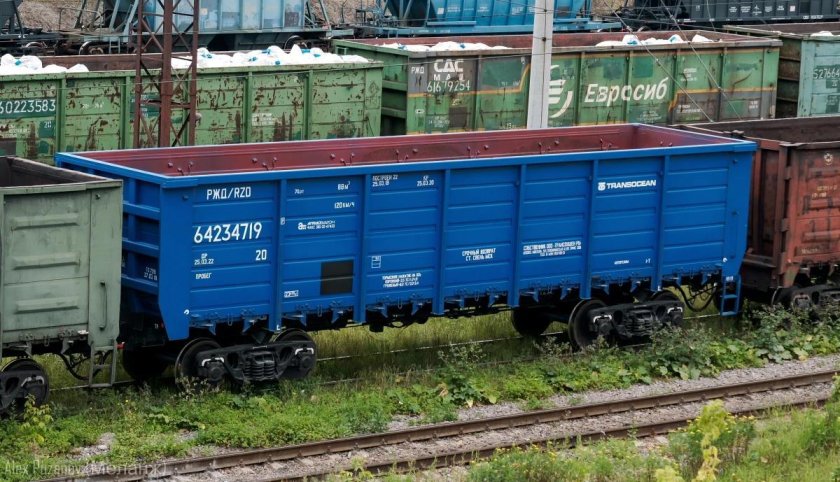 Полувагон 12-2153