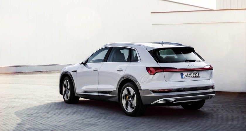 Audi e-tron 55