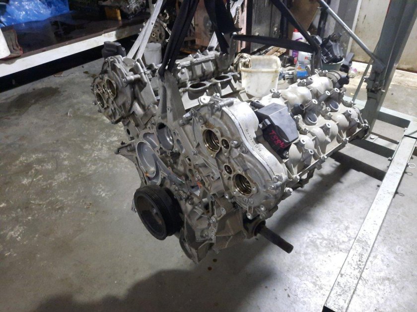 Двигатель mercedes m272