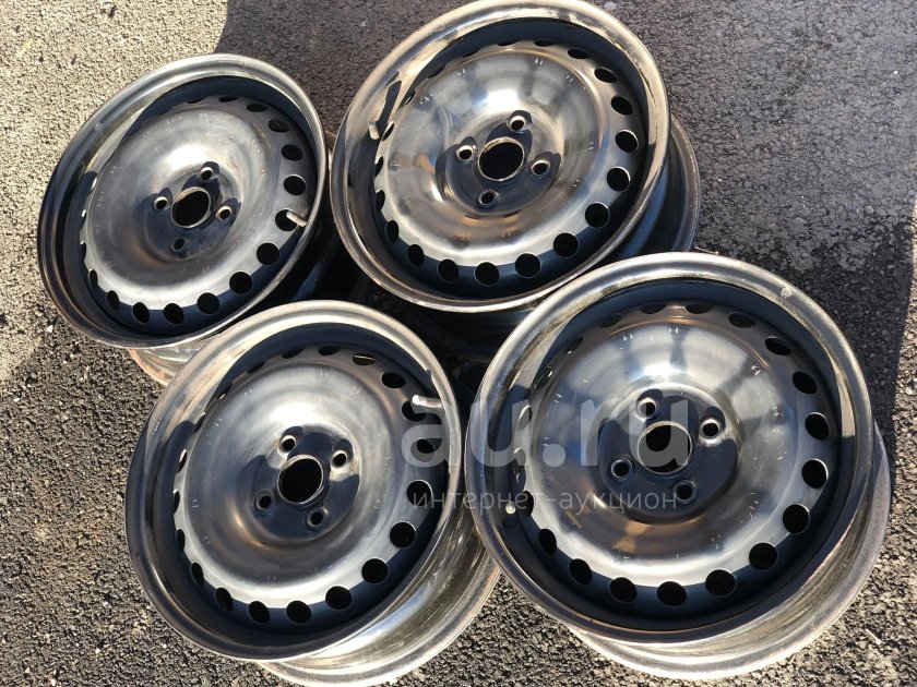 Штампованные диски r 15