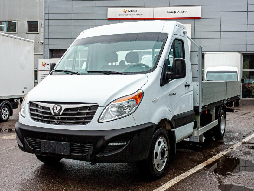 Легкий коммерческий транспорт