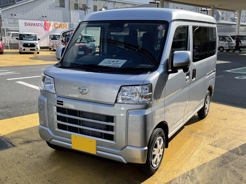 Daihatsu Hijet s700