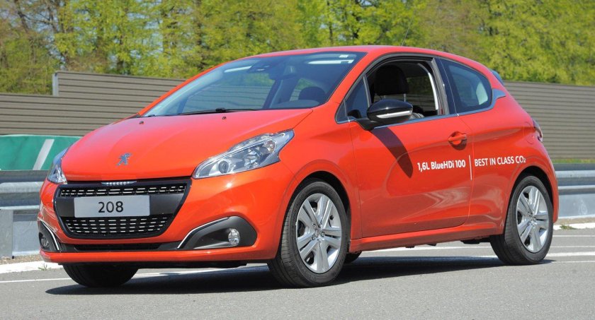 Peugeot 208