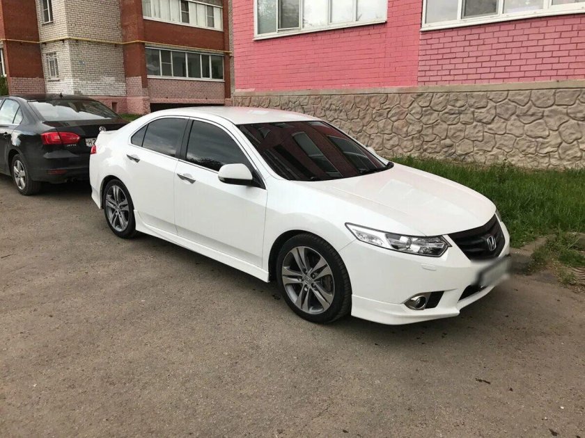 Honda Accord 2012 белый