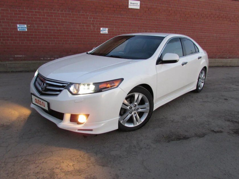 Honda Accord 2008 белая