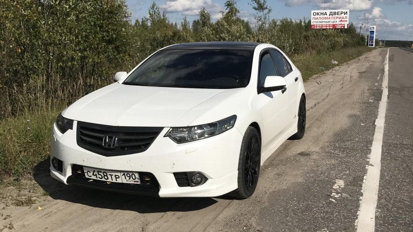 Honda Accord 8 Type s 2.4