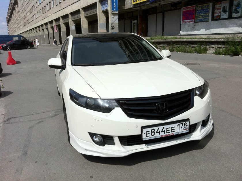 Honda Accord 8 белый