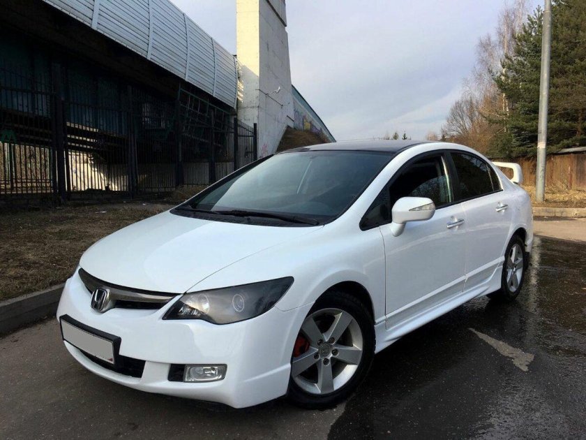 Honda Civic 2008 белый
