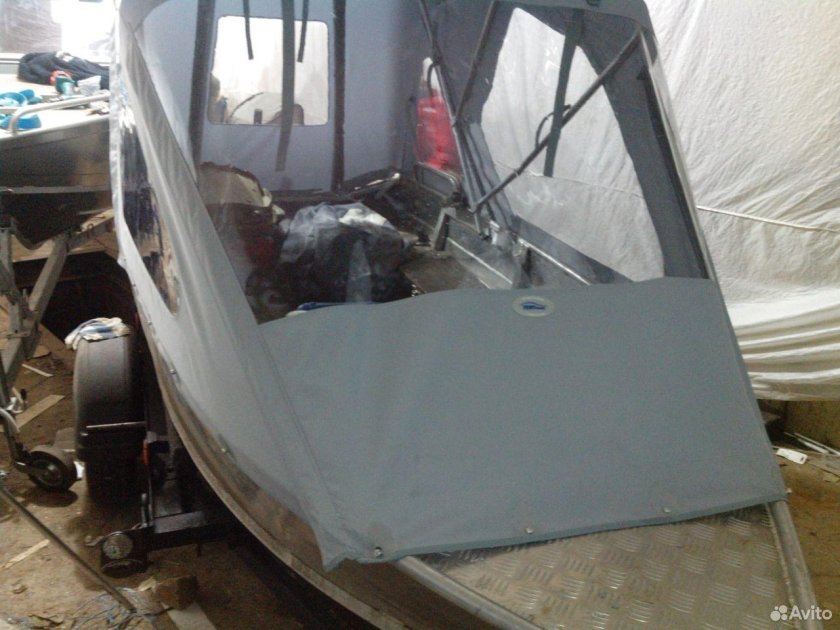 Ходовой тент Windboat 42