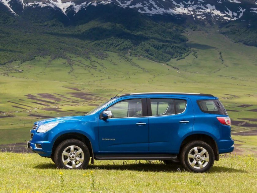 Chevrolet trailblazer 2