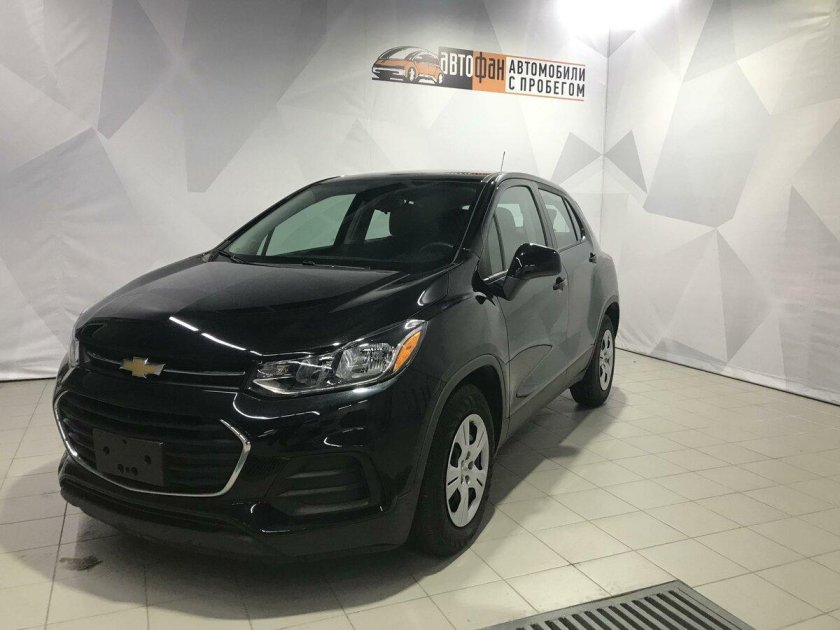 Шевроле трекер 2018