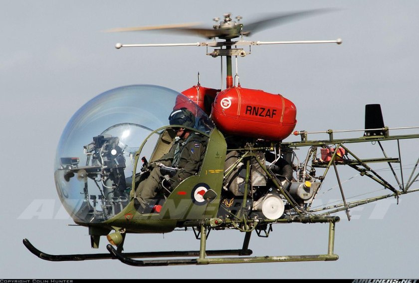 Белл 47 вертолет