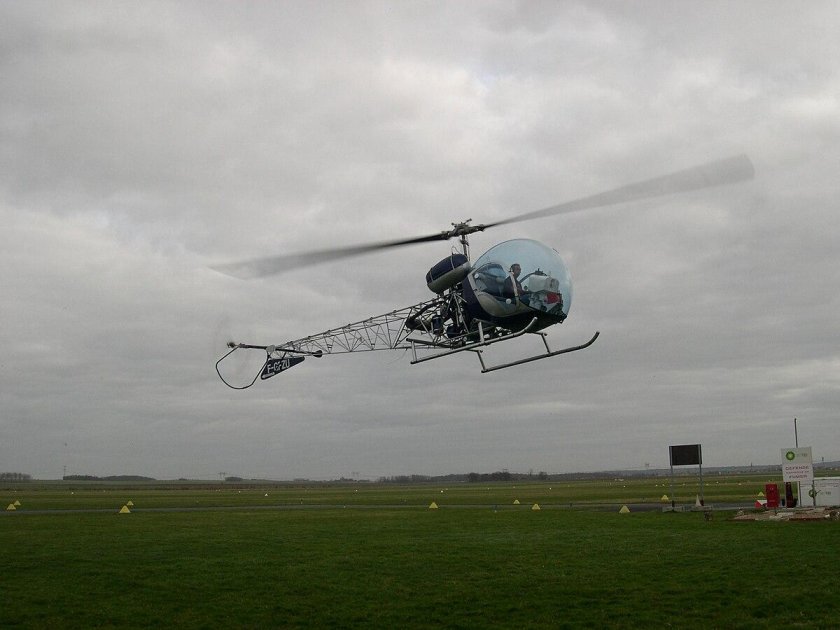 Bell 47 вертолет