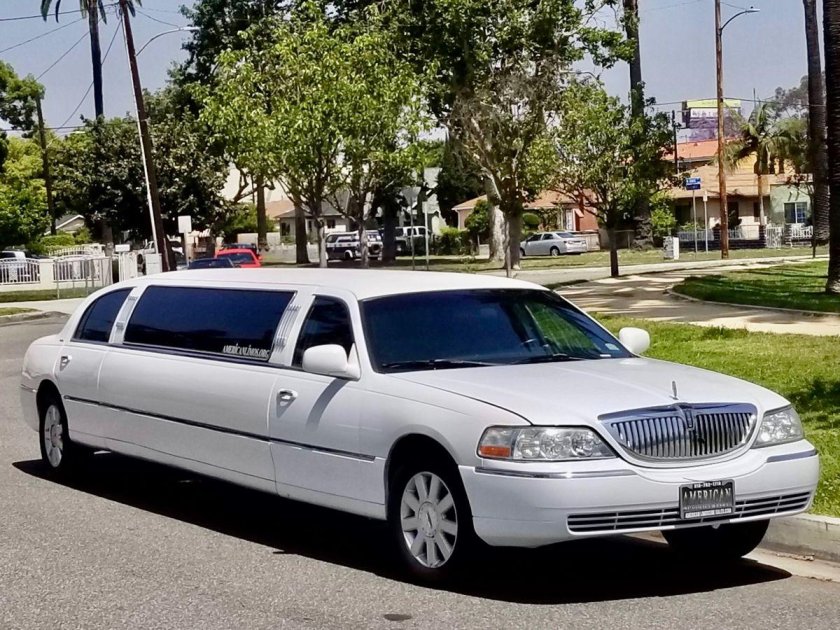 Lincoln Town car лимузин