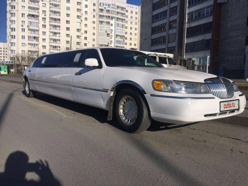 Лимузин Линкольн Таун