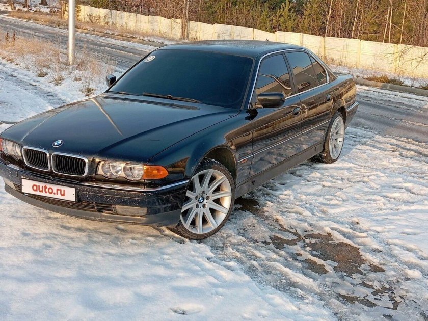 BMW 740 2000