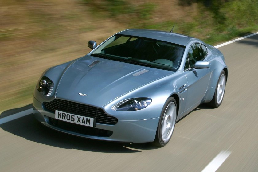 Aston Martin v8 Vantage 2008