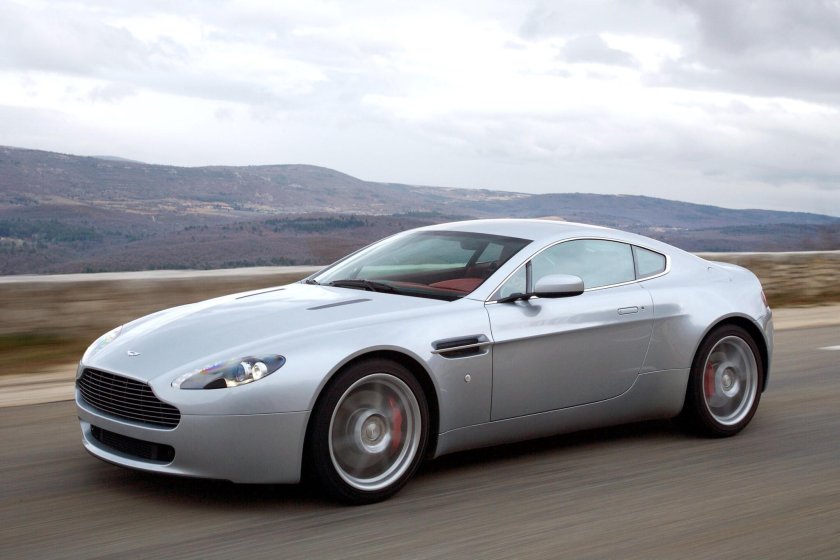 Aston martin v8 vantage 2008