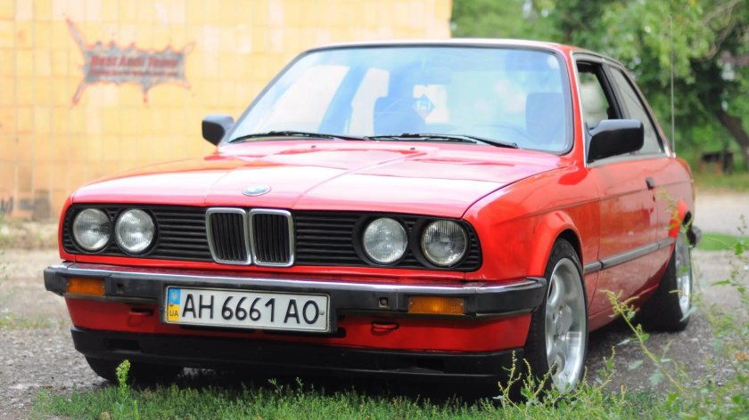 БМВ 3 1985