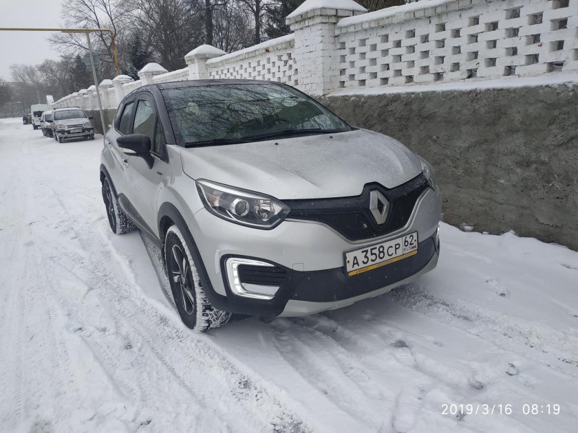 Каптур серебро с черной крышей