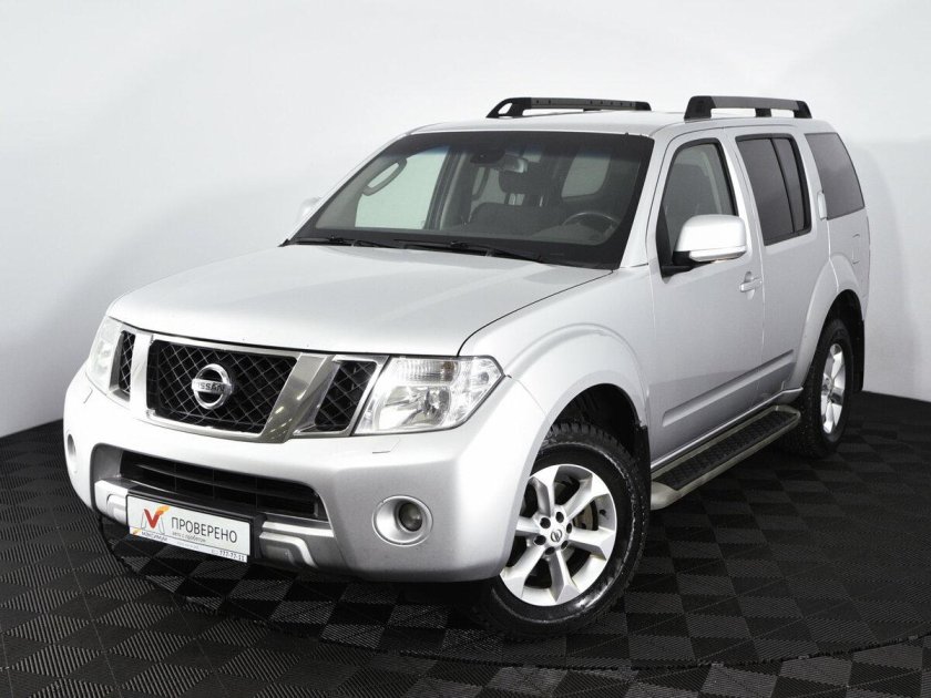 Ниссан Патфайндер 2012