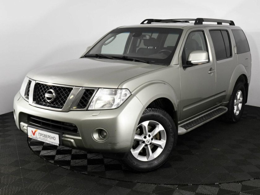 Ниссан Патфайндер 2012