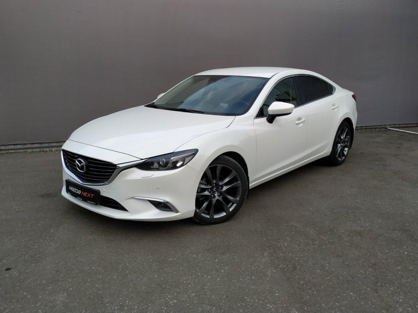 Мазда 6 2017 белая