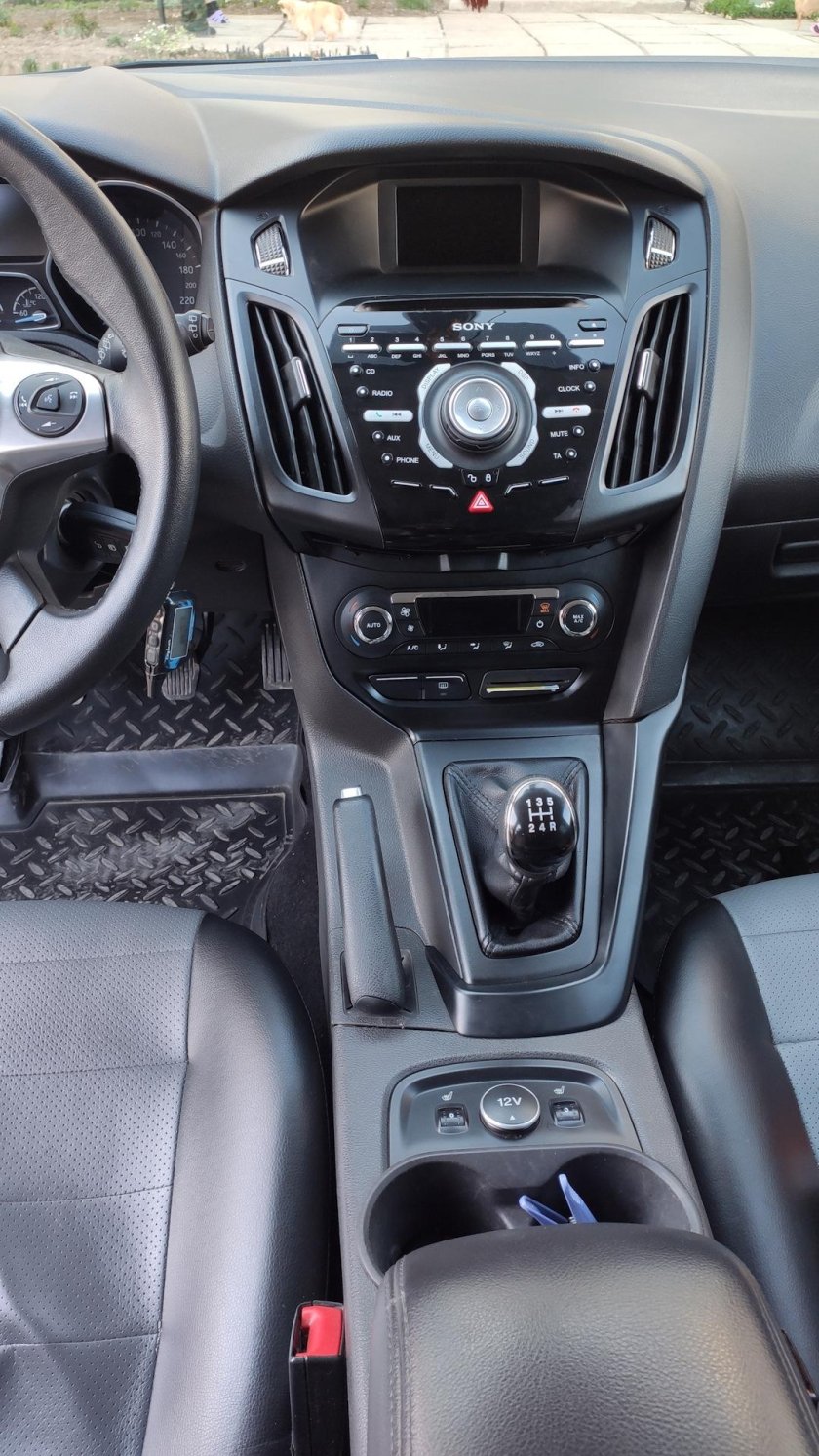 Консоль Форд фокус 3