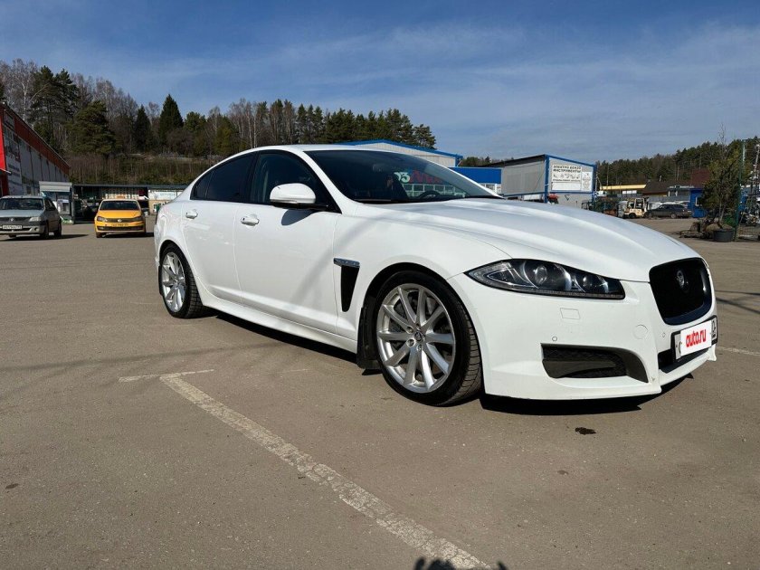Jaguar xf 2012 рестайлинг белый