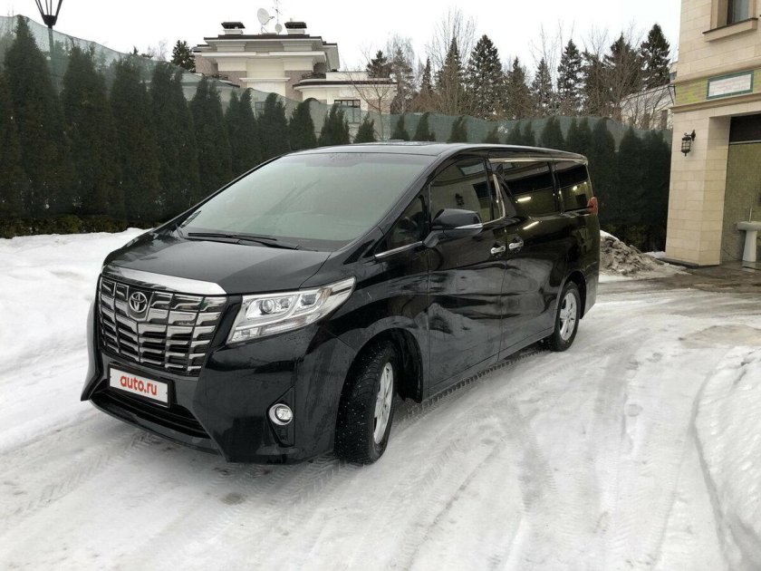 Минивэн Тойота альфард 2015
