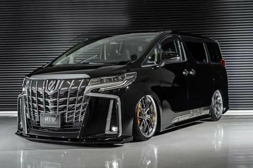 Toyota Alphard 2023