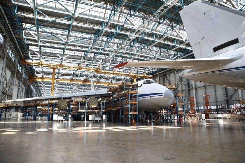 АН 124 Авиастар