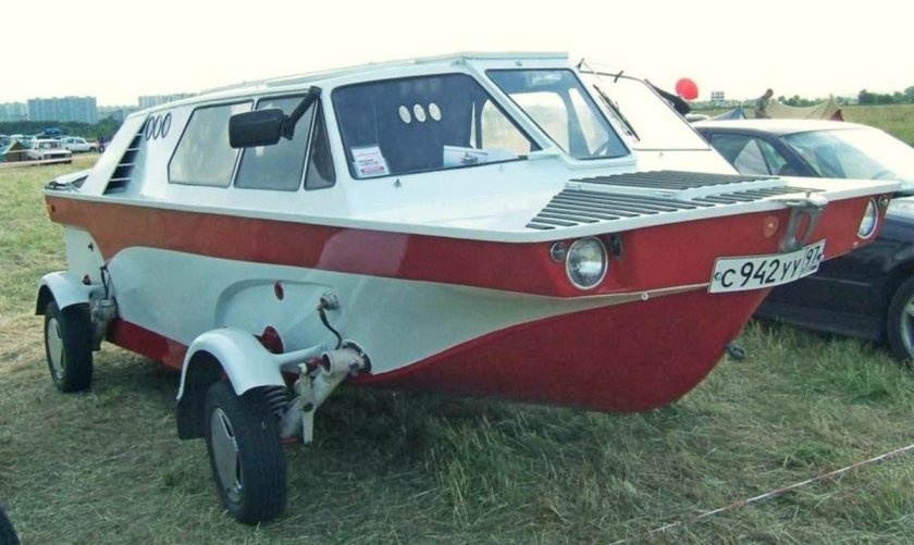 Катер амфибия Тритон-2