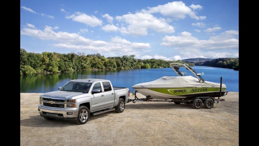 Шевроле Сильверадо с прицепом