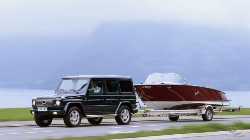 Мерседес Гелендваген с прицепом