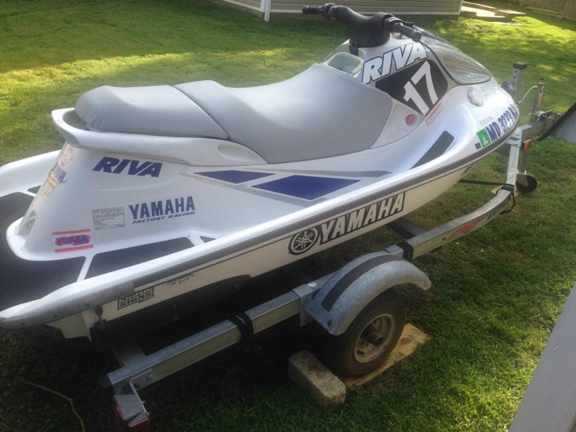 Yamaha GP 800