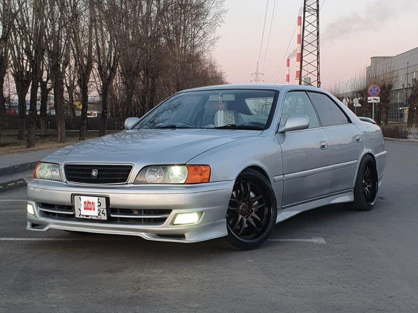Toyota chaser 100