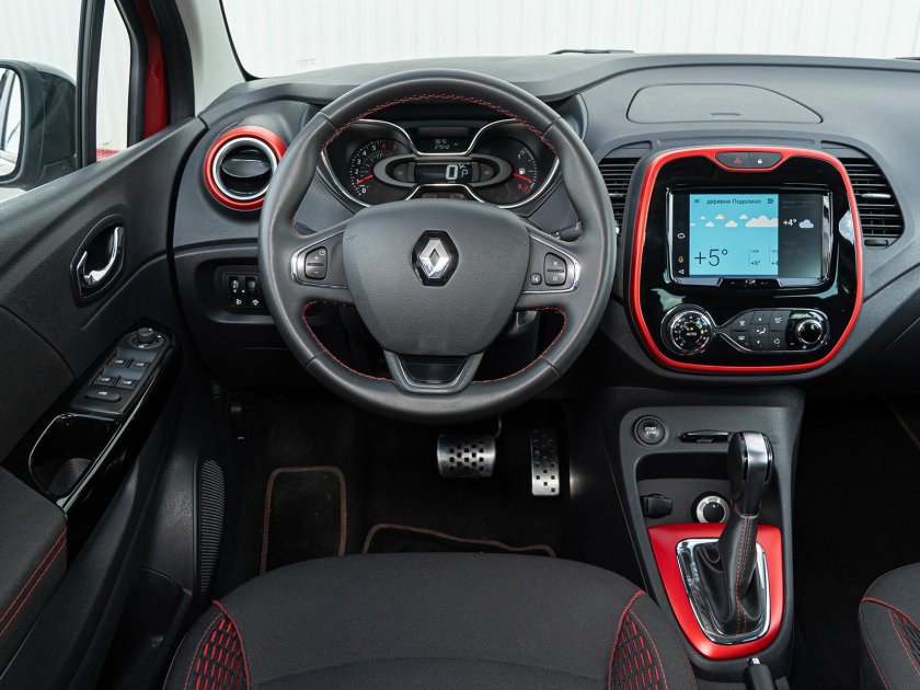 Renault Captur 2016 салон