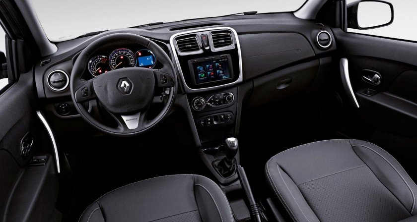 Рено Логан 2 салон